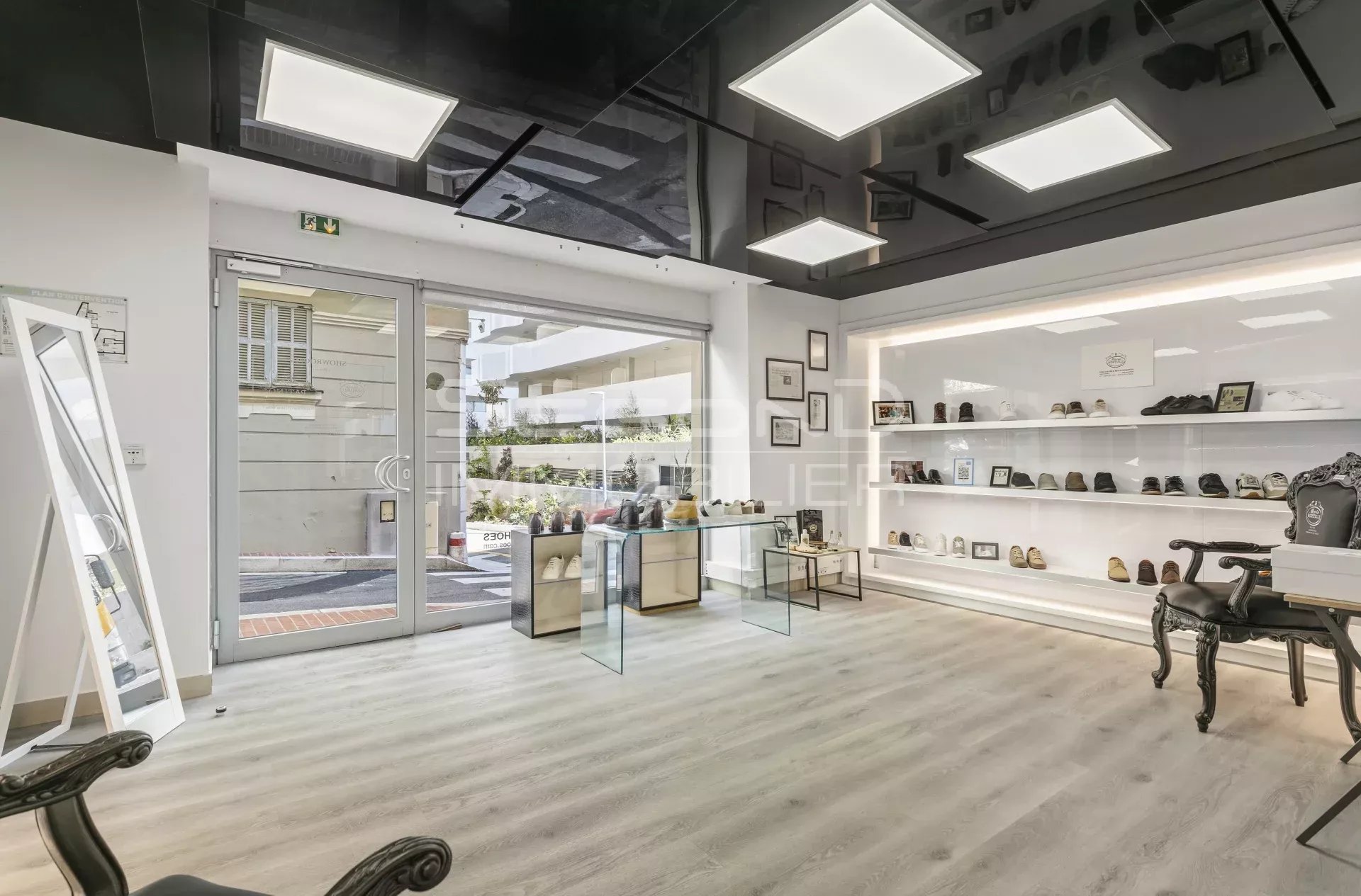 Office rental Monaco Condamine – 300sqm space with windows